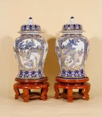 Chóe Sứ Khử Vẽ Vàng - Tứ Cảnh