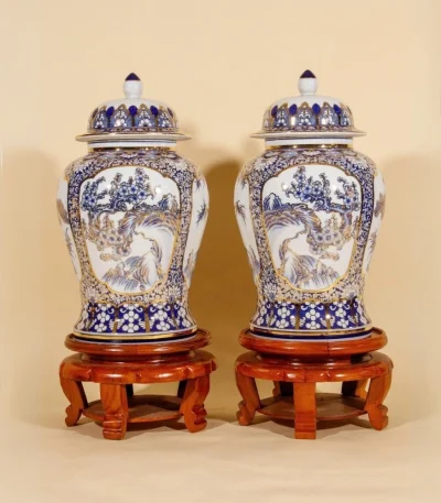 Chóe Sứ Khử Vẽ Vàng - Tứ Cảnh